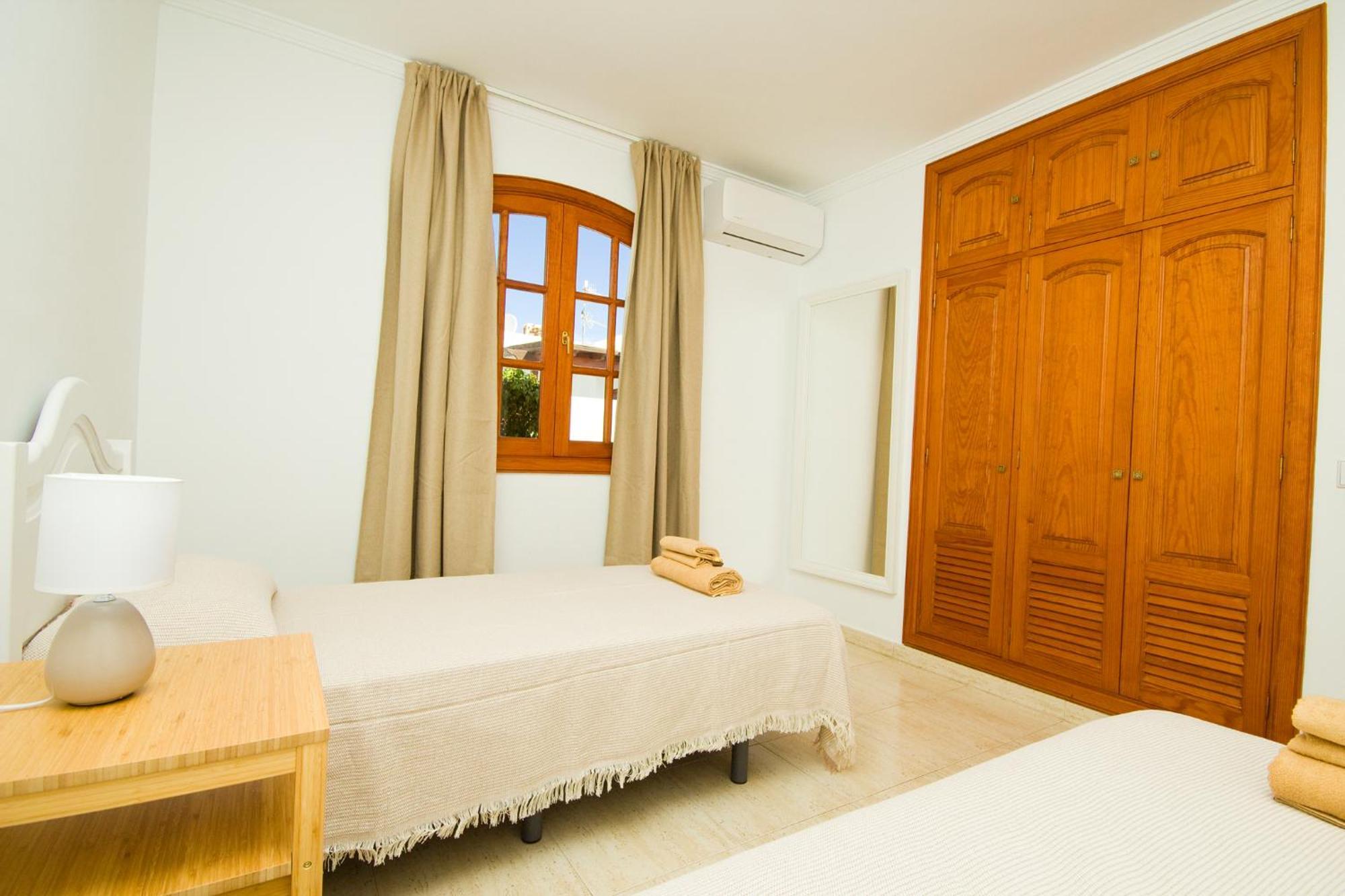 Villa El Golfo - By Az Rentals Puerto del Carmen  Exterior photo