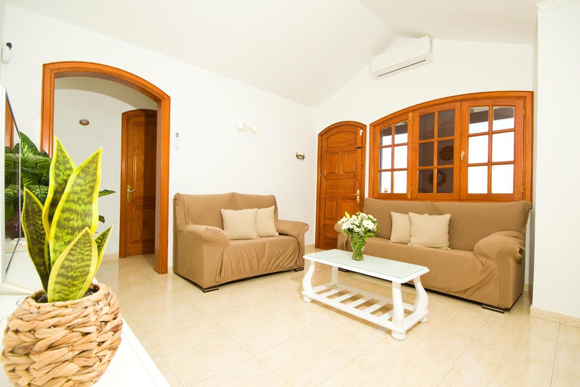 Villa El Golfo - By Az Rentals Puerto del Carmen  Exterior photo